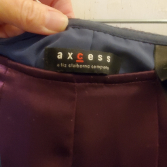 Lightweight lined skirt - Picture 4 of 5